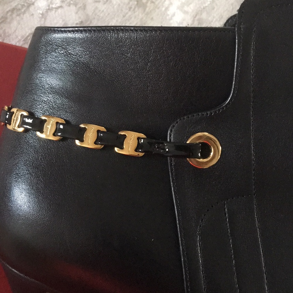 Ankle boots - Picture 9 of 9